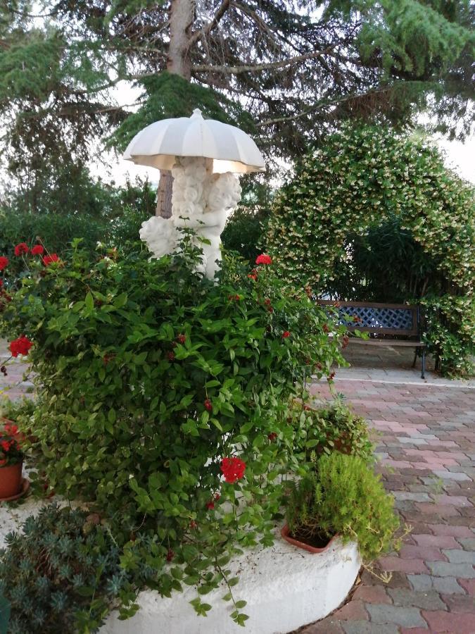 Villa Dei Romanzi Tortoreto Eksteriør bilde
